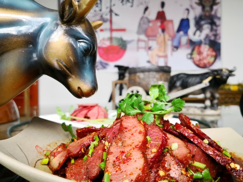 1608888876185323.jpg 筠连干巴牛肉 摄影 何运.jpg