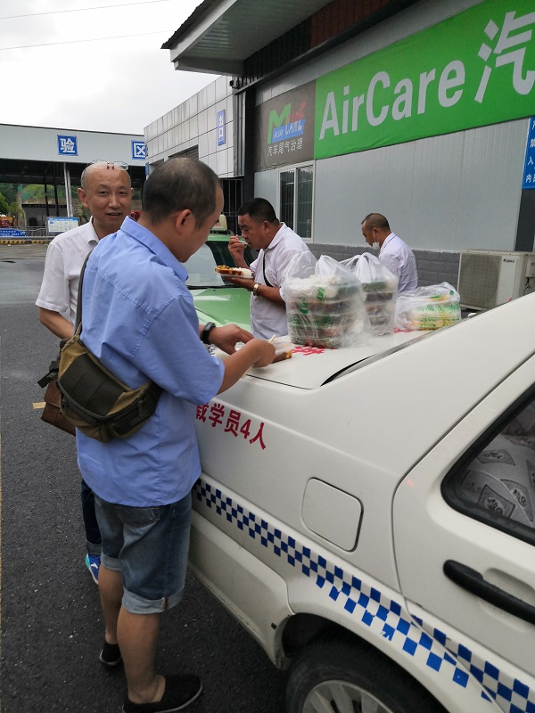 1bea878d7ddd63029ffa664169f1a7a.jpg