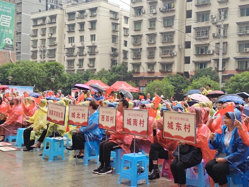 通江县壁州街道主办的“扎根基层做贡献 服务群众争先锋”党史学习教育专题演讲比赛5.jpg
