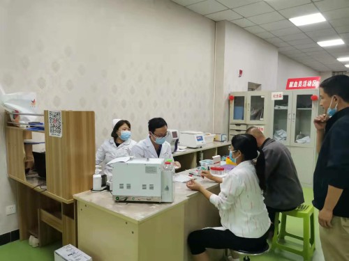 假日献血，真情再现.jpg