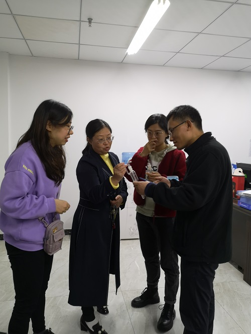 QQ图片20211028142139.jpg