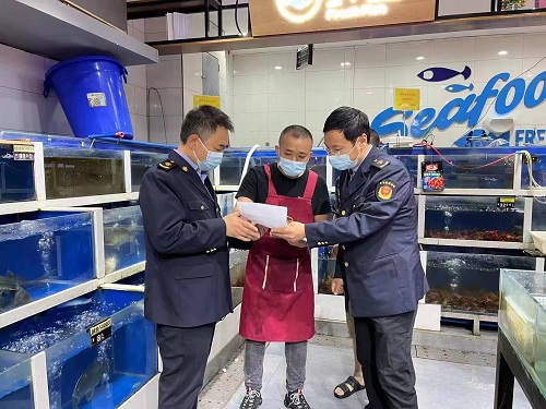 9沙湾区市场监管局开展长江禁捕专项检查.jpg